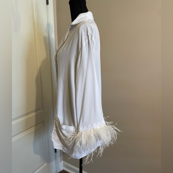Sleeper Luxury Pajama Top Women’s Size S White Ostrich Feather-Trim Sleepwear - Picture 7 of 10